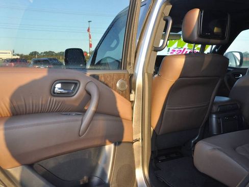 Used 2023 Nissan Armada Platinum w/ Captain's Chairs Package image 13