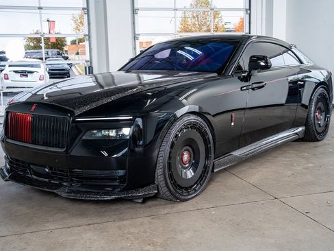 Used 2024 Rolls-Royce Spectre w/ Spectre Launch Package image 11
