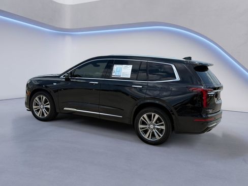 Used 2023 Cadillac XT6 Premium Luxury w/ Platinum Package AWD/4WD image 5