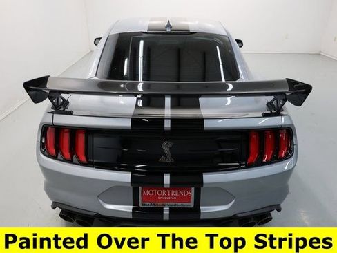 Used 2022 Ford Mustang Shelby GT500 w/ Carbon Fiber Track Pack RWD image 16