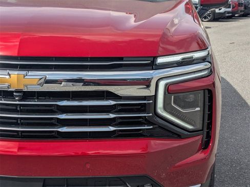 New 2026 Chevrolet Suburban LT w/ Comfort Package image 9