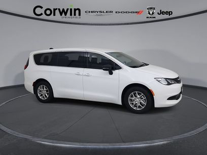 New 2027 Chrysler Pacifica LX