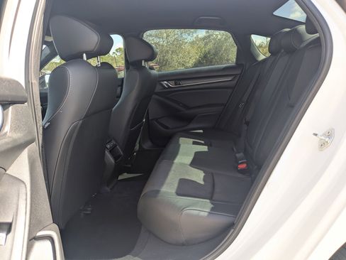 Used 2021 Honda Accord Sport image 13