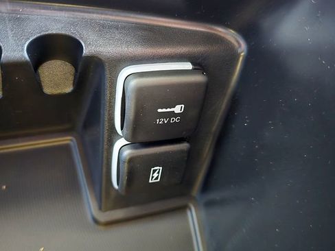 New 2026 Chrysler Pacifica Pinnacle image 15