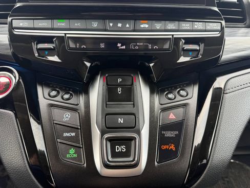 Used 2026 Honda Odyssey Elite image 49