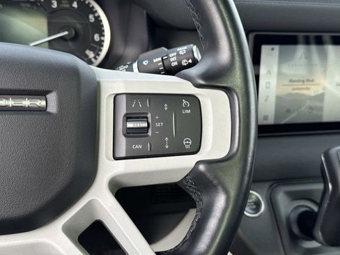 Used 2023 Land Rover Defender 110 S image 29