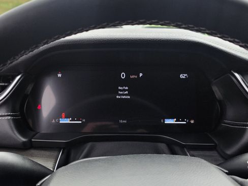 New 2025 Jeep Grand Cherokee Limited w/ Luxury Tech Group II image 16