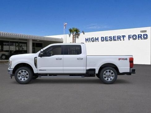 New 2026 Ford F250 Lariat w/ Chrome Package image 3