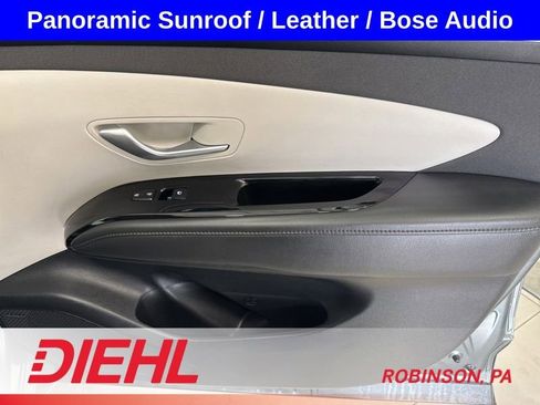 Used 2022 Hyundai Tucson Limited AWD/4WD image 16