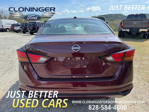 Used 2025 Nissan Altima 2.5 SV image 6