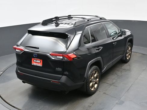 Used 2023 Toyota RAV4 Woodland Edition image 40
