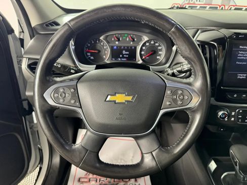 Used 2021 Chevrolet Traverse LT AWD/4WD image 13