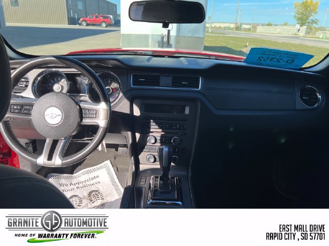 Used 2014 Ford Mustang Convertible RWD image 20