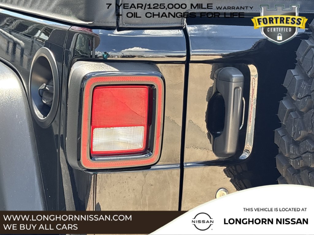 Used 2022 Jeep Wrangler Unlimited Sport AWD/4WD image 6