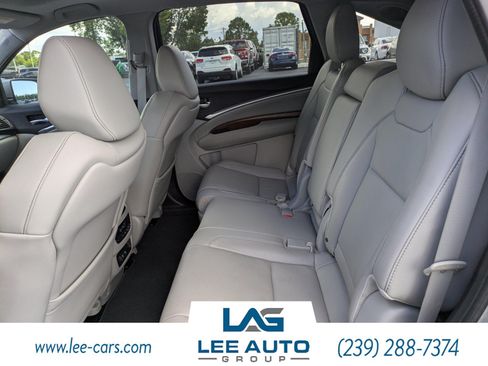 Used 2020 Acura MDX w/ Technology Package FWD image 12