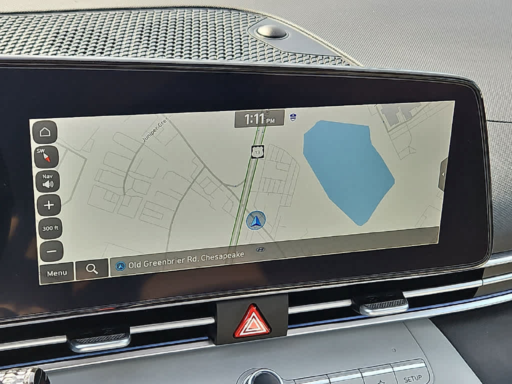 Used 2024 Hyundai Elantra Limited FWD image 16