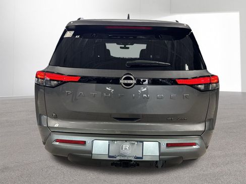 New 2026 Nissan Pathfinder SL AWD/4WD image 39
