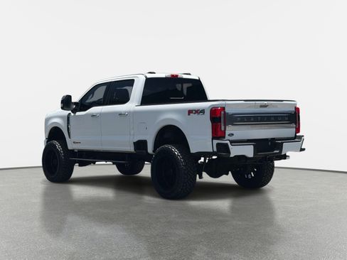 Used 2024 Ford F250 Platinum AWD/4WD image 5
