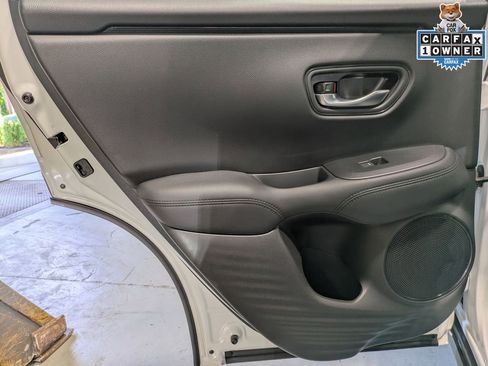 Certified 2025 Honda HR-V LX image 22