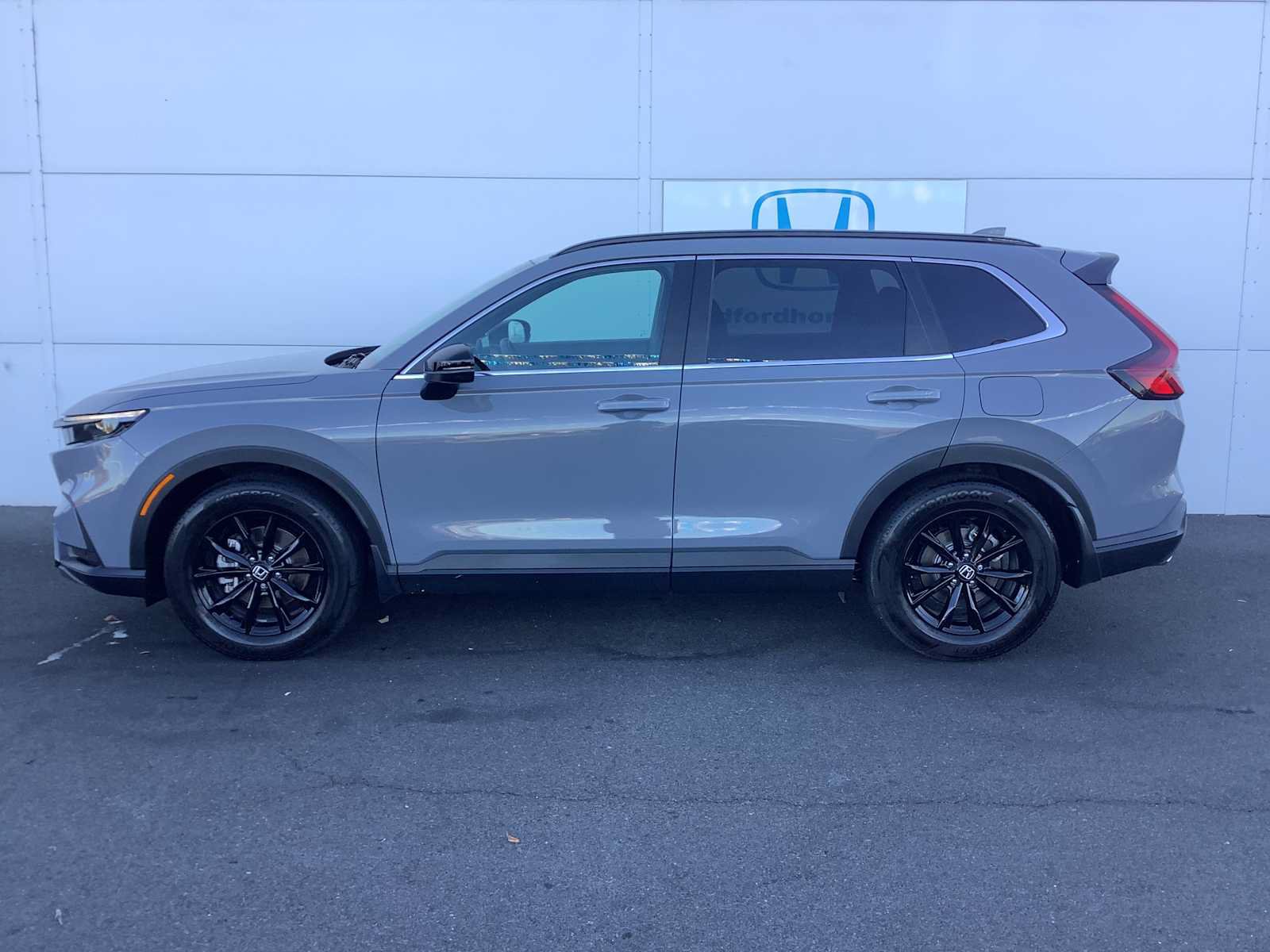 Used 2024 Honda CR-V Sport-L image 2