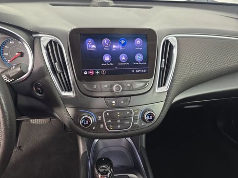 Used 2020 Chevrolet Malibu LT FWD image 23