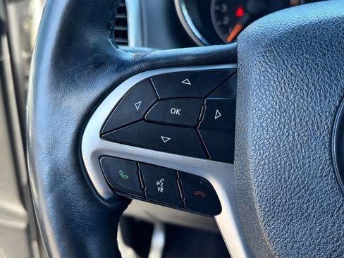 Used 2018 Jeep Grand Cherokee Limited RWD image 20