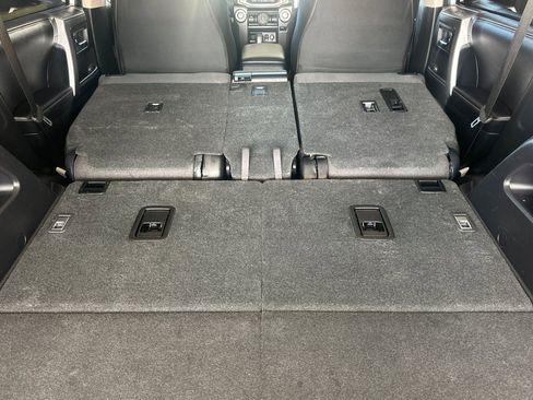 Used 2018 Toyota 4Runner SR5 image 16