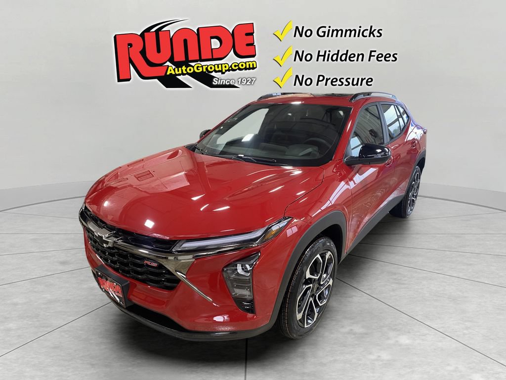 Used 2026 Chevrolet Trax RS w/ Sunroof Package FWD image 1