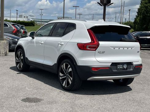 Certified 2023 Volvo XC40 B5 Ultimate w/ Protection Package Premier AWD/4WD image 7
