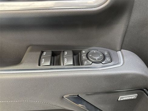 Used 2025 Chevrolet Silverado 2500 LTZ w/ LTZ Convenience Package image 23