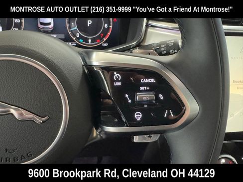 Used 2024 Jaguar F-PACE R-Dynamic S image 19