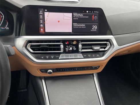 Used 2021 BMW 430i Convertible w/ Parking Assistance Package image 18