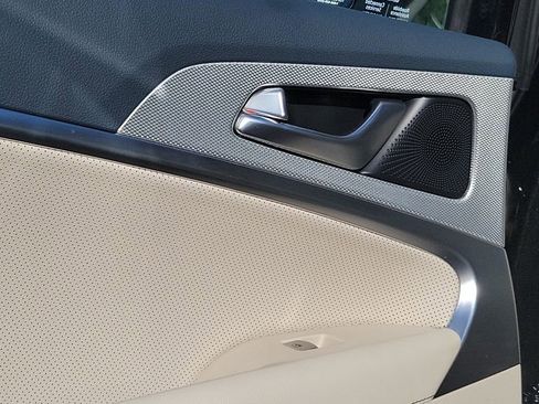 Used 2026 Genesis G70 2.5T Prestige image 18