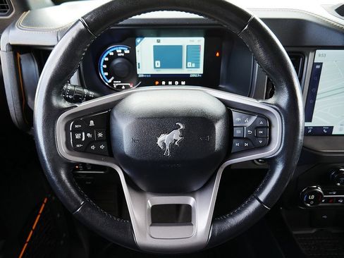 Used 2024 Ford Bronco Badlands AWD/4WD image 17