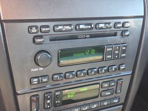 Used 2005 Ford Thunderbird RWD image 20