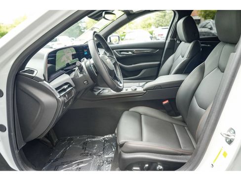 Used 2025 Cadillac CT5 Sport RWD image 17