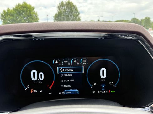 Used 2021 Ford F150 Lariat w/ Equipment Group 502A High AWD/4WD image 14