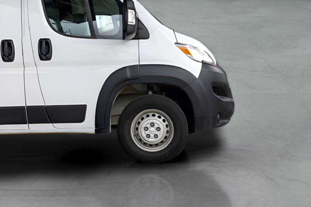 Used 2025 RAM ProMaster 2500 w/ Convenience Group FWD image 10