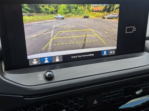 Used 2023 Honda Accord Sport image 9