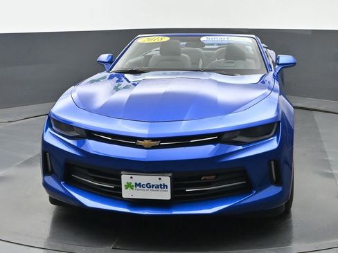 Used 2018 Chevrolet Camaro LT RWD image 5