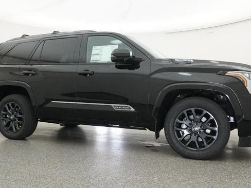 New 2026 Toyota Sequoia Platinum AWD/4WD image 28