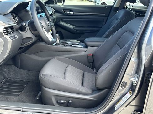 New 2025 Nissan Altima 2.5 SV w/ SV Special Edition Package image 10