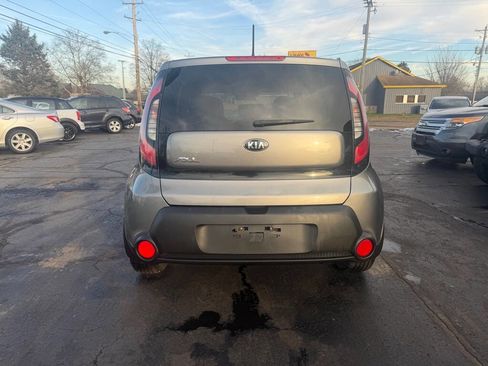 Used 2015 Kia Soul Base 4dr Crossover 6A image 8
