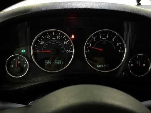 Used 2012 Jeep Wrangler Unlimited Sport AWD/4WD image 15