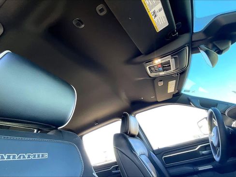 Used 2025 RAM 1500 Laramie image 14