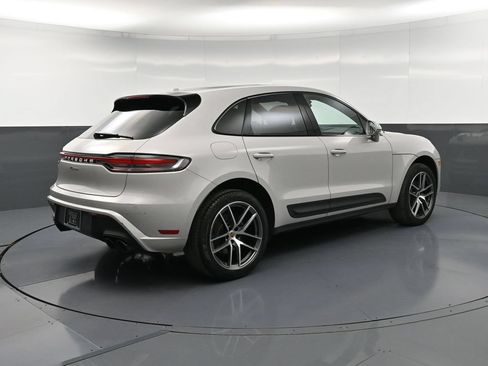 Certified 2023 Porsche Macan Turbo AWD/4WD image 8