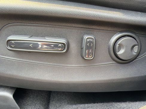 Used 2025 Honda CR-V Sport Touring image 15