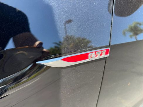 Used 2015 Volkswagen GTI SE FWD image 14