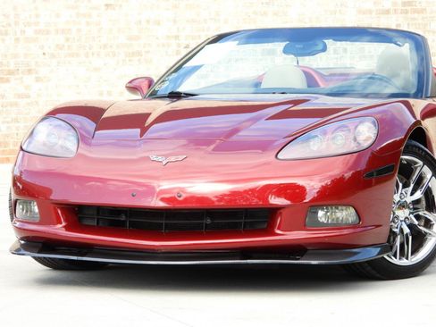 Used 2006 Chevrolet Corvette Convertible w/ Preferred Equipment Group RWD image 5