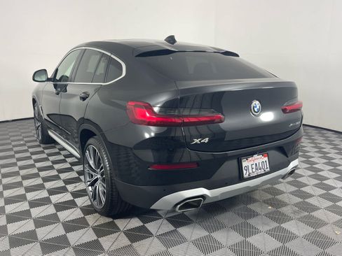 Used 2023 BMW X4 xDrive30i w/ Premium Package AWD/4WD image 5